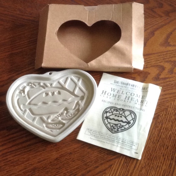 Pampered Chef Other - Pampered Chef clay cookie mold